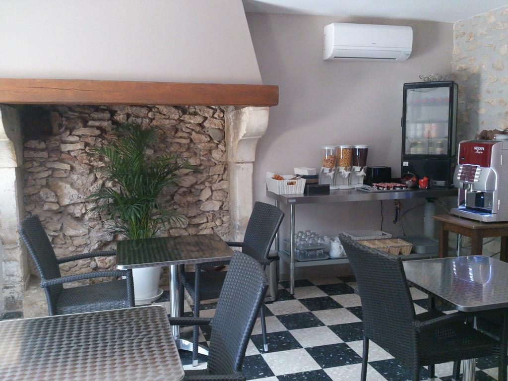 Hotel Les Petits Oreillers Saint-Martin-d'Ardeche Exterior photo