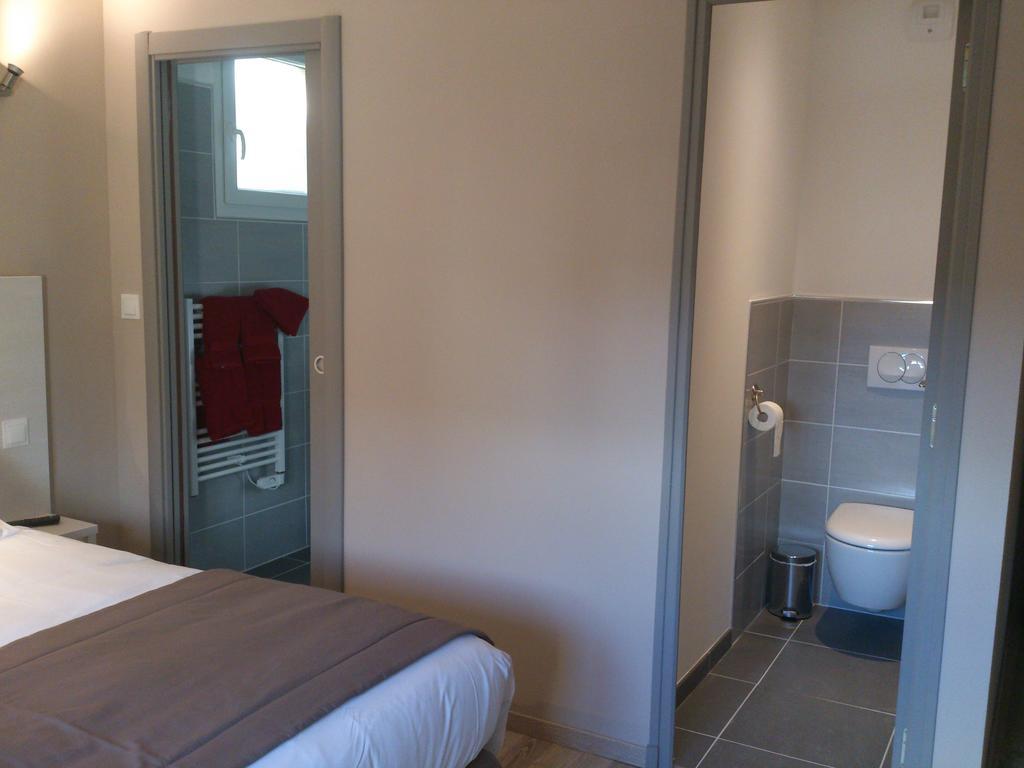 Hotel Les Petits Oreillers Saint-Martin-d'Ardeche Room photo